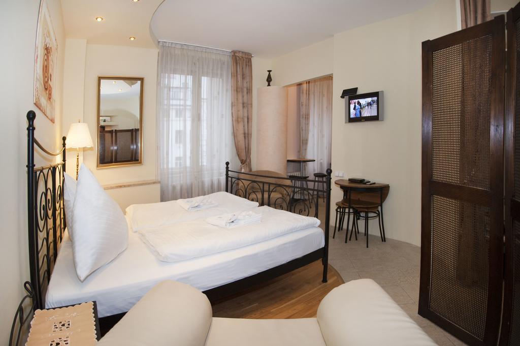 Apartment Just For Two Ruterra Studio